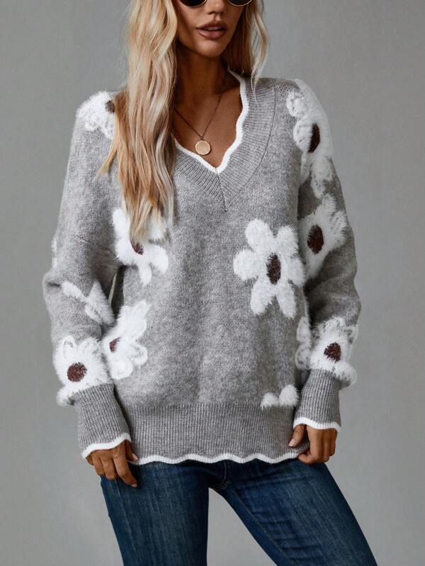 ALEXIA | ELEGANT V-NECK FLORAL SWEATER